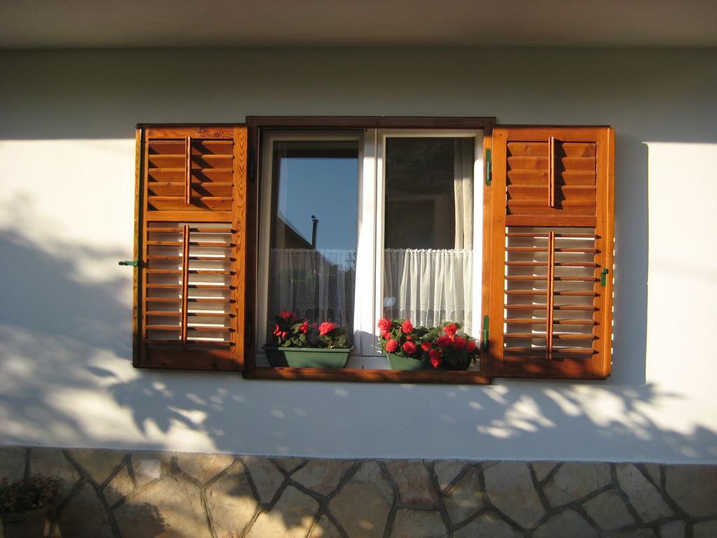 Apartment Bosiljak Єлса Номер фото